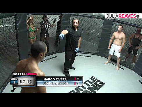 ❤️ Ultimate Fighter rast piştî şerekî di rîngê de keçikek jimare dike Vîdyoyê qijkî li me ❌️